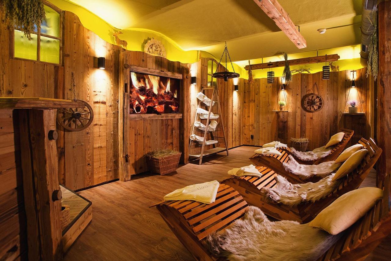 שווארצנברג Hotel Neustaedter Hof מראה חיצוני תמונה