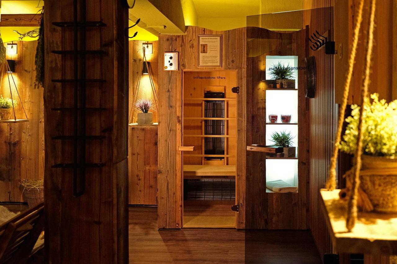 שווארצנברג Hotel Neustaedter Hof מראה חיצוני תמונה