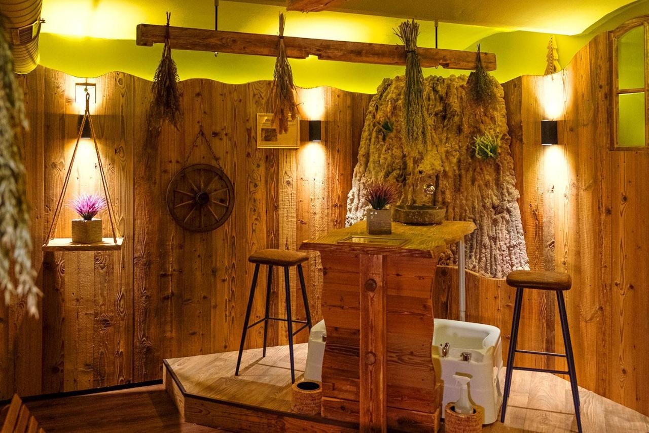 שווארצנברג Hotel Neustaedter Hof מראה חיצוני תמונה